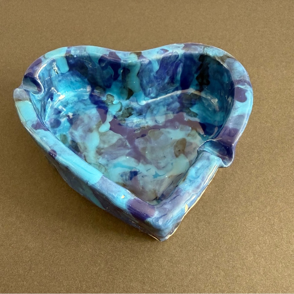 Vibrant Heart-Shaped Blue multicolor Ceramic Ashtray - Picture 3 of 11